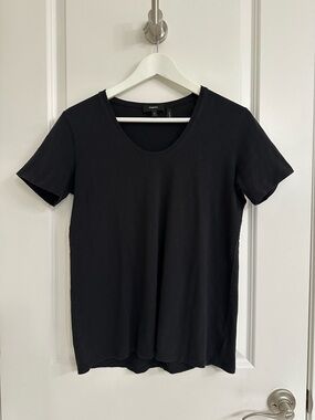 Theory Black U-Neck Short Sleeve Tee